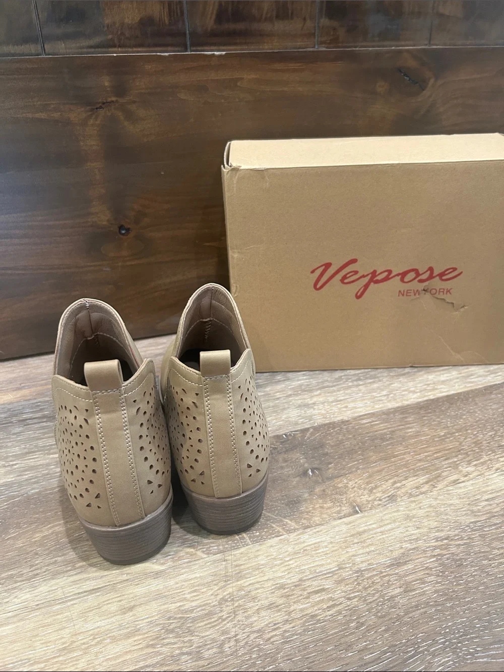 Vepose Taupe Cutout Suede Ankle Booties includes original box - Size 9